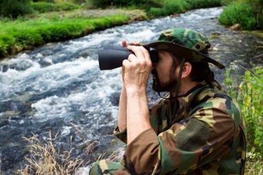 doğada kuş gözlemciliği