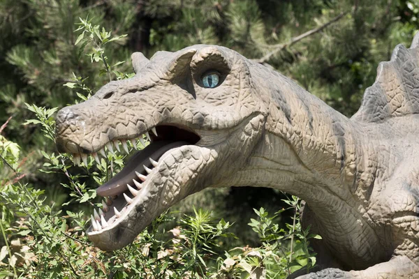 위기에 공룡의 배경에 — 스톡 사진