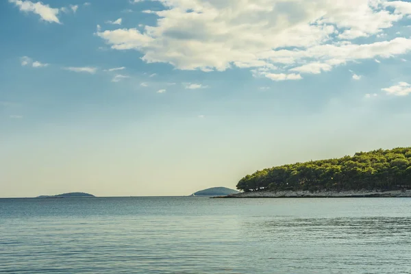 Adaları'nın panoramik deniz manzarası