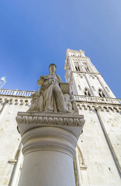 -Katedral-in-st-lawrence