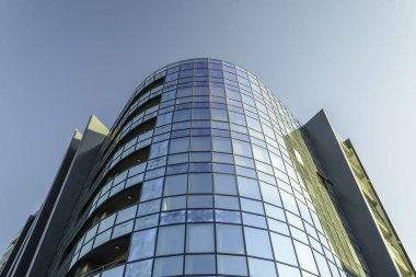 Yansıması ile modern mimari