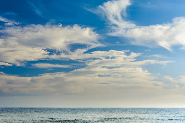 Blauer Himmel — Stockfoto