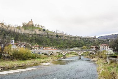 Yantra Nehri kemerli köprü