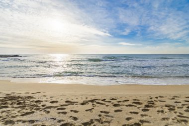  bulutlar, deniz ve kum