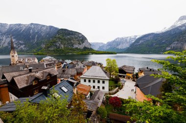 Avusturya, Hallstatt tarihi köy. Unesco dünya mirası alanı, eski Avrupa mimarisi. Hallstatt ikonik dünya simgesidir..