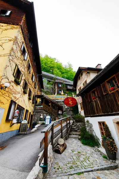 ハルシュタット オーストリア 5月7 2019 オーストリア ハルシュタットの歴史的な村 ユネスコの世界遺産 古いヨーロッパの建築 ホルスタットは象徴的な世界のランドマーク ロイヤリティフリーのストック画像