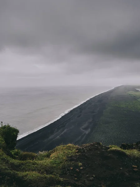 Vue Panoramique Sur Plage Sable Noir Depuis Falaise Vik Islande — Photo gratuite