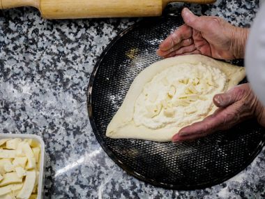 Khachapuri