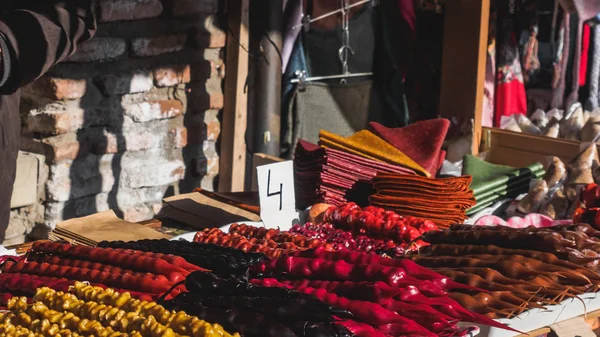 Vedere Aproape Aranjate Deserturi Georgiene Tradiționale Churchel Piața Stradă — Fotografie, imagine de stoc