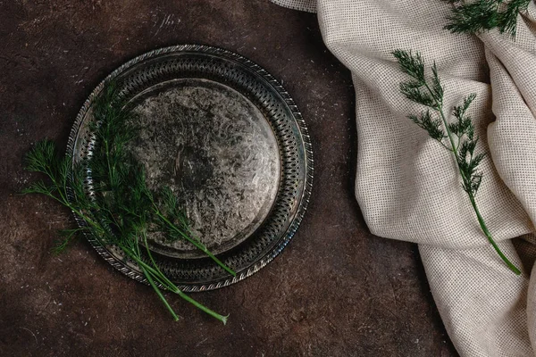 Top View Vintage Plate Fennel Tablecloth Dark Surface — Stock Photo, Image