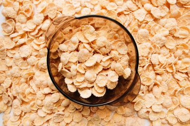 lezzetli çıtır Mısır gevreği kase, sağlıklı kahvaltı