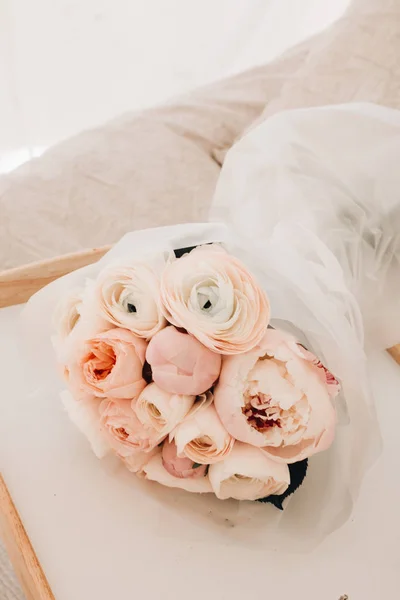 Vackra Våren Bukett Med Anbud Rosa Ranunculus Blommor Elegant Blommig — Stockfoto