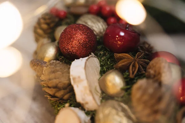 Roter Weihnachtskranz Feiertagsstimmung — Stockfoto