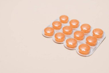 Su toplayan ilaçlar, sağlık koruma hapları.