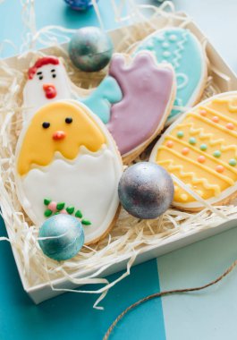 cookies in shape of easter eggs 