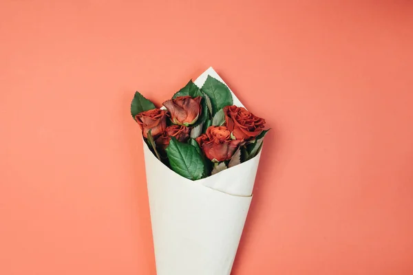 Bellissimo Bouquet Con Rose Rosse Festa Della Donna Giorno Regalo — Foto Stock