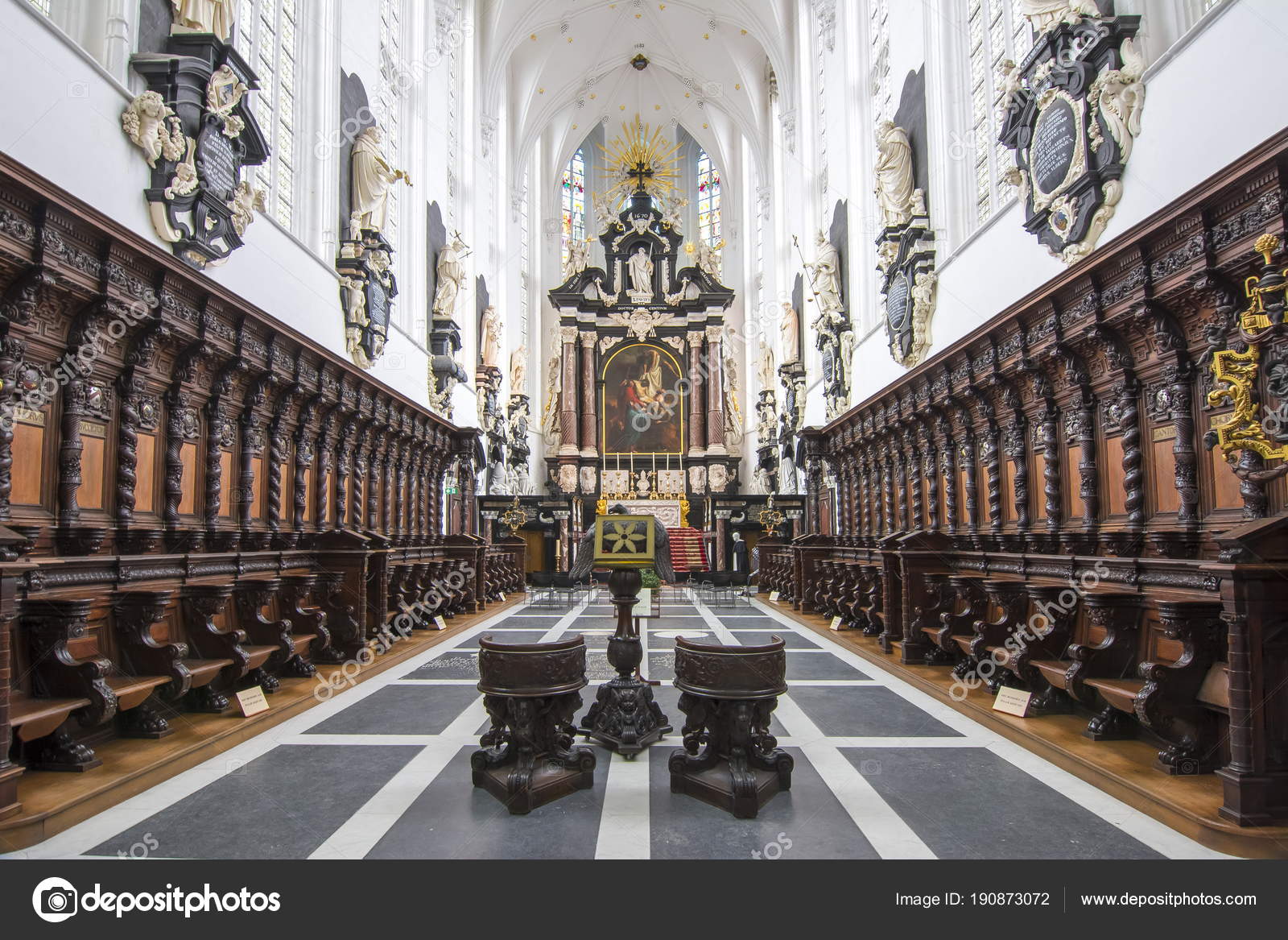 Kathedraal Van Onze Lieve Vrouwe Interieur Antwerpen België ... Kathedraal Van Onze Lieve Vrouwe Interieur Antwerpen België ...
