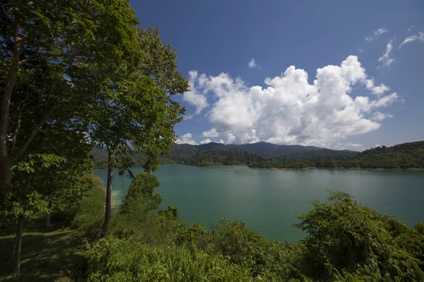 Lago Cheo Lan, Tailandia — Foto de Stock