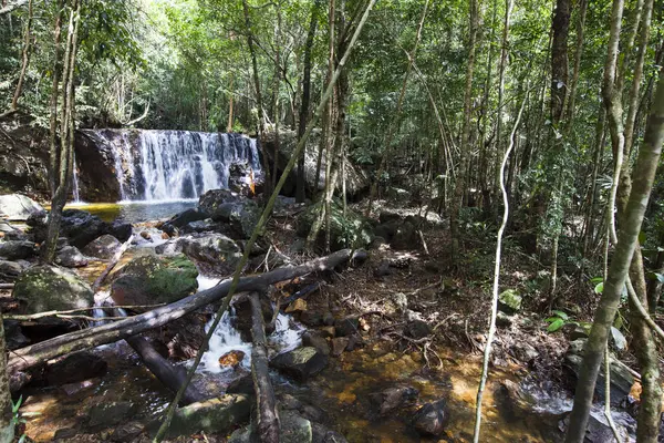 Wasserfall Phu Quoc Vietnam — Stockfoto