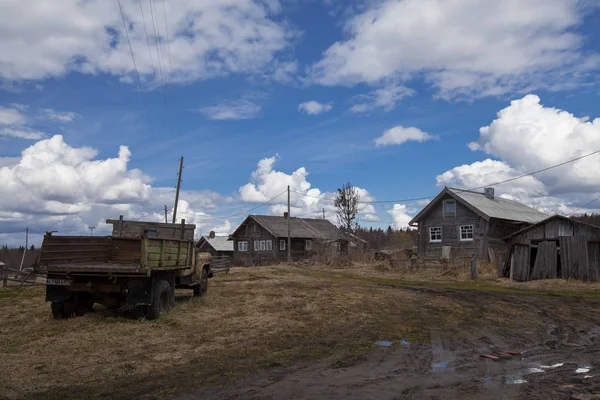 Alte Holzhütte Russischen Dorf — Stockfoto