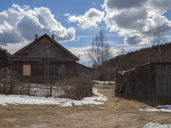 Vecchia Capanna Legno Nel Villaggio Russo — Foto Stock