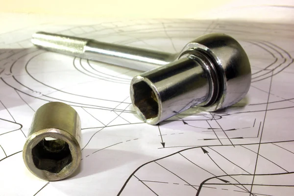 Çizime dağılmış ölçüm araçları, proje üzerinde mühendislik çalışmaları