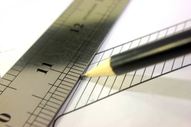 Çizime dağılmış ölçüm araçları, proje üzerinde mühendislik çalışmaları