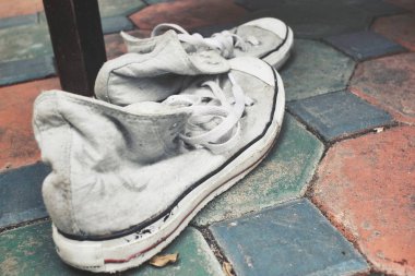 Eski spor ayakkabı kadar kapatın