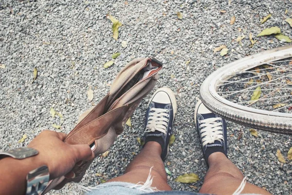 Selfie de zapatillas con bicicleta —  Fotos de Stock