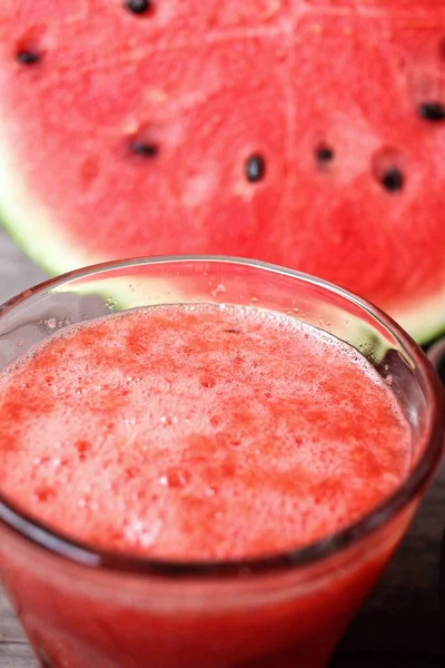 Nahaufnahme von roter Wassermelone — Stockfoto