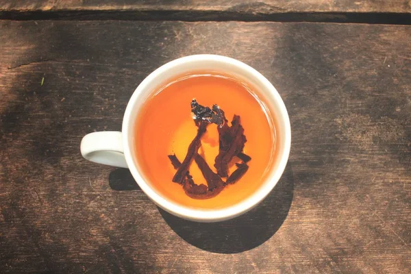 Крупный план горячего чая — стоковое фото