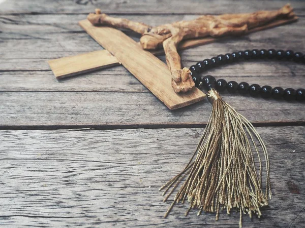 Fechar da cruz de madeira — Fotografia de Stock