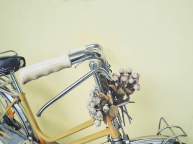 Çiçekli Bisiklet gidon