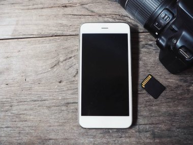 SD kartı kamera ve akıllı telefon