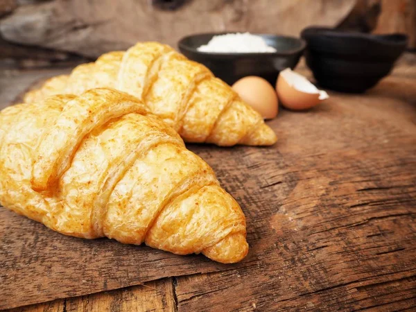 Zblízka croissanty na pozadí — Stock fotografie