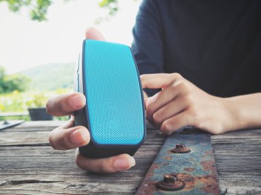 Yandan Bluetooth sözcü