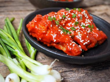 Kore kızarmış tavuk