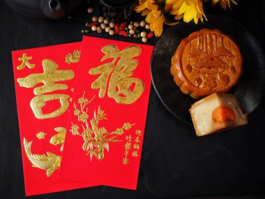 Kırmızı zarf festival moon pasta ile Çin