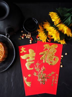 Kırmızı zarf festival moon pasta ile Çin