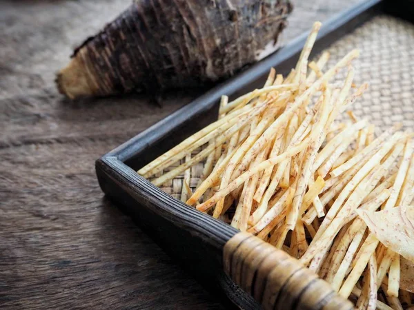 Fresh Crispy Taro Chips Old Wooden Background — Stock Photo, Image