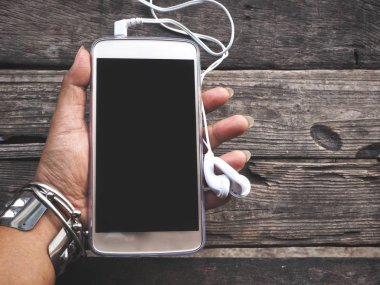 Telefon yandan earphones ile akıllı