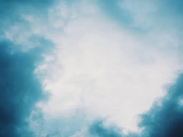 Живописный Вид Голубое Грозовое Облачное Небо — стоковое фото