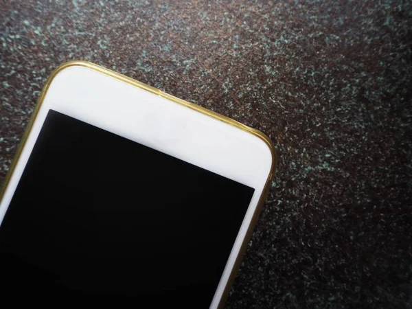 smartphone boş ekran ile yakından görmek karanlık yüzeyi