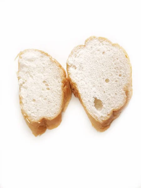 Beyaz Arka Plan Üzerinde Minimalist Kavramı Izole Ekmek Dilimi — Stok fotoğraf