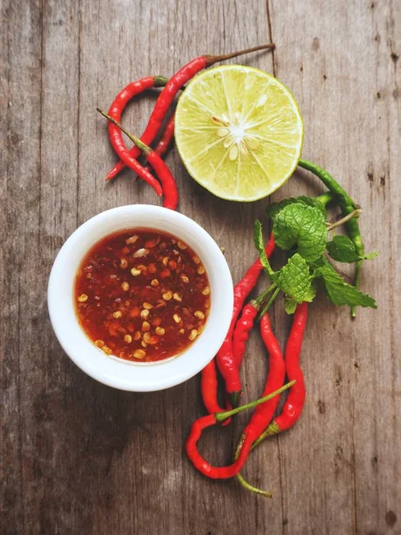 Traditionele Thaise Sweet Chili Soep Houten Achtergrond — Stockfoto