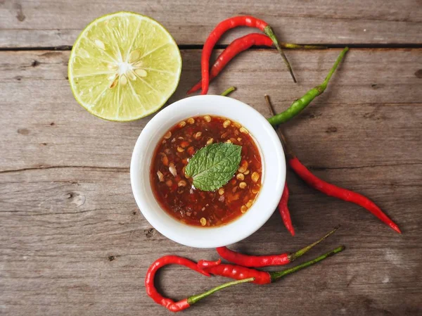 Traditionele Thaise Sweet Chili Soep Houten Achtergrond — Stockfoto