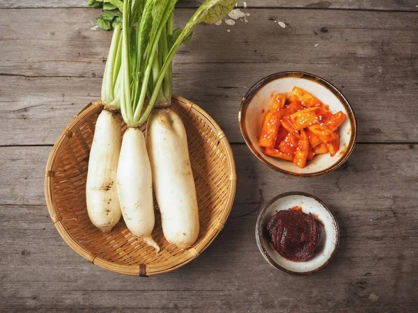 Daikon Radieschen Kimchi koreanisches Essen — Stockfoto