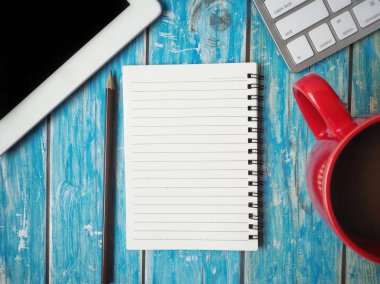 Klavye ve tablo office tablete boş not defteri