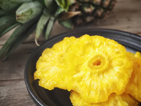 Kuivattu ananas — kuvapankkivalokuva
