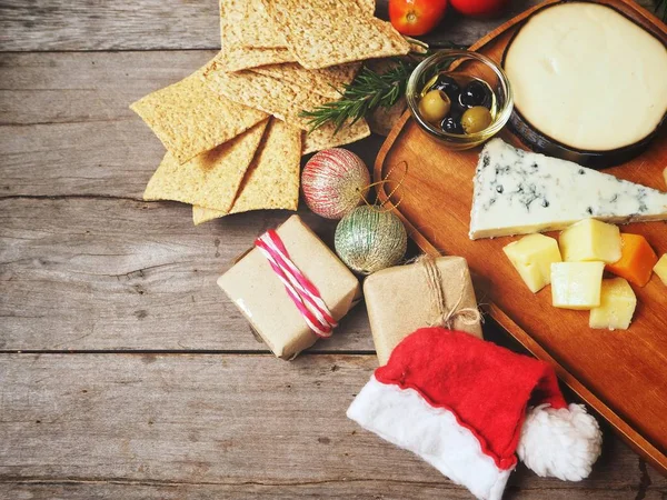 Cheese various with christmas hat — Stock Photo, Image